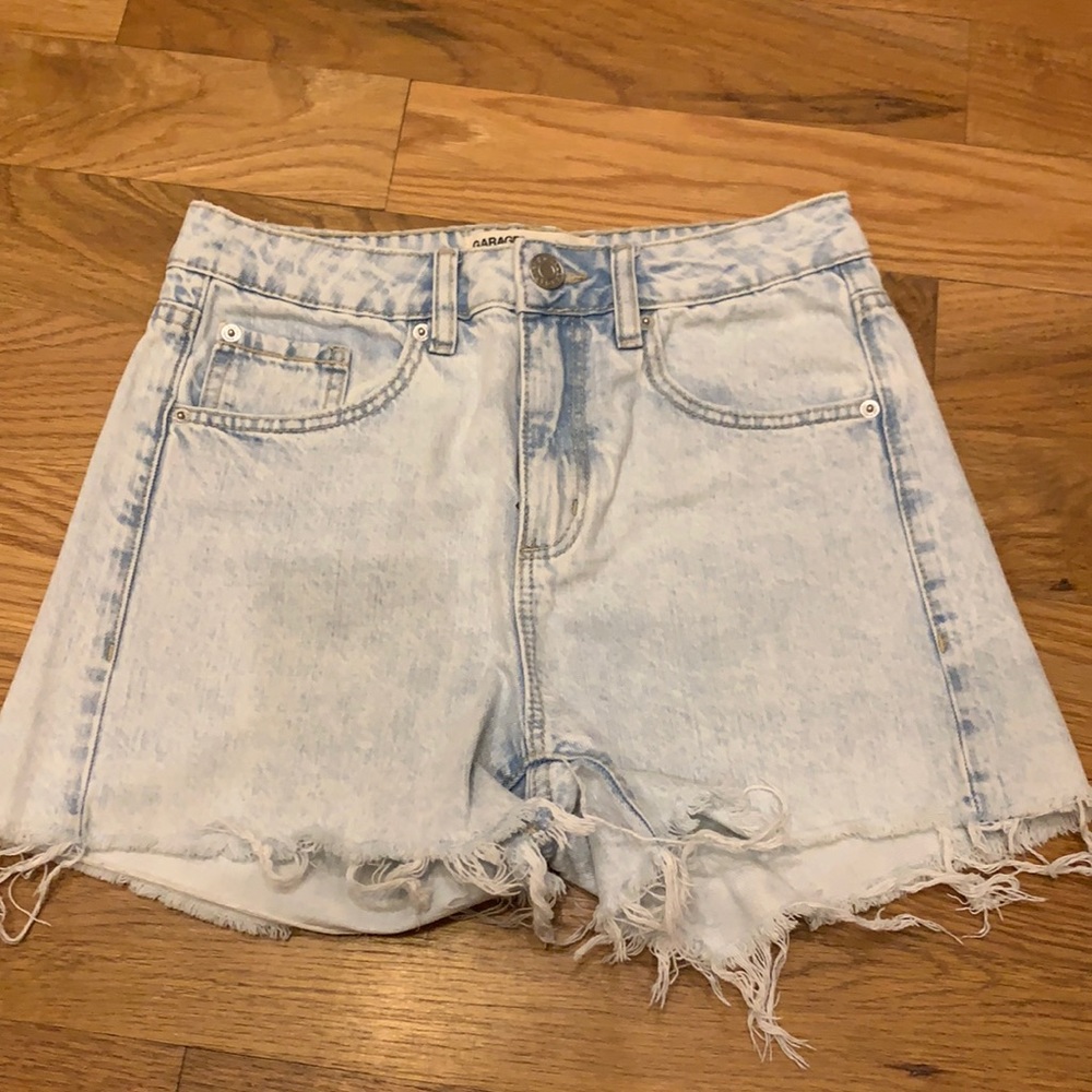 Light wash high waisted shorts